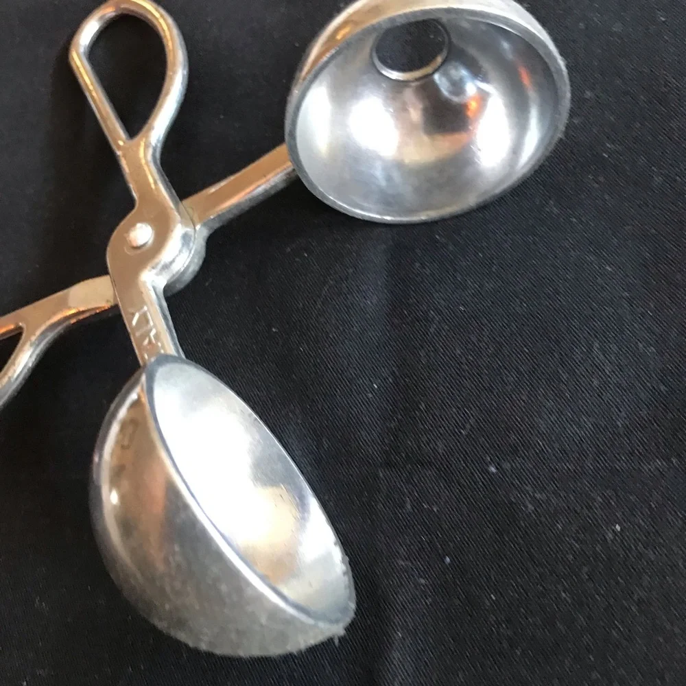 Williams-Sonoma Italian Aluminum Meatball Maker Scoop
